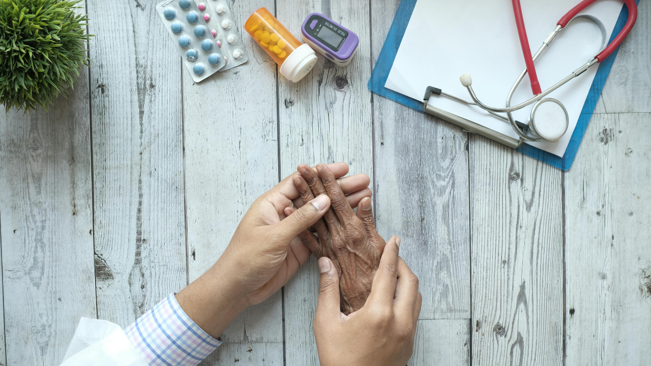 Why Every Senior Should Have A Pulse Oximeter At Home