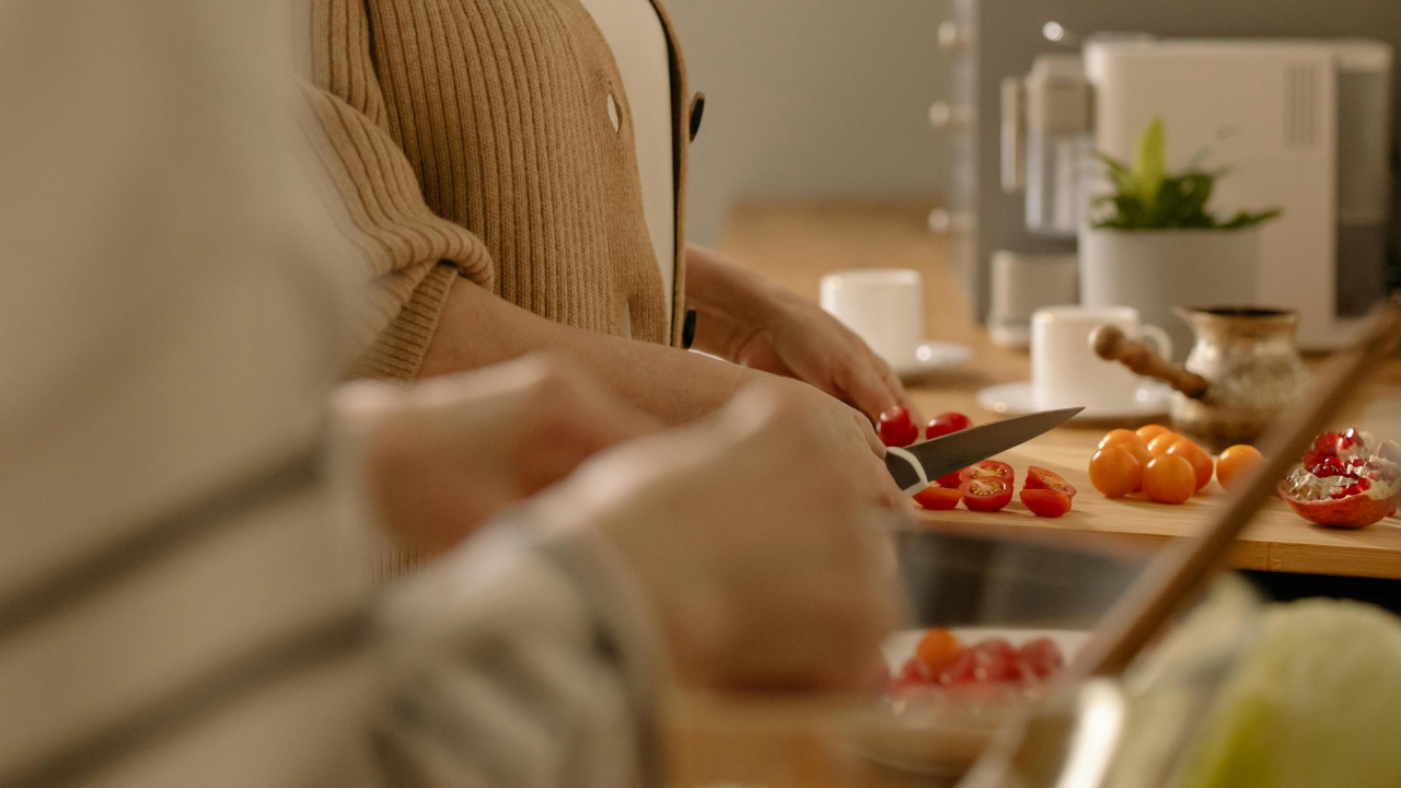 Senior-Friendly Kitchen Gadgets That Make Cooking Safe Again