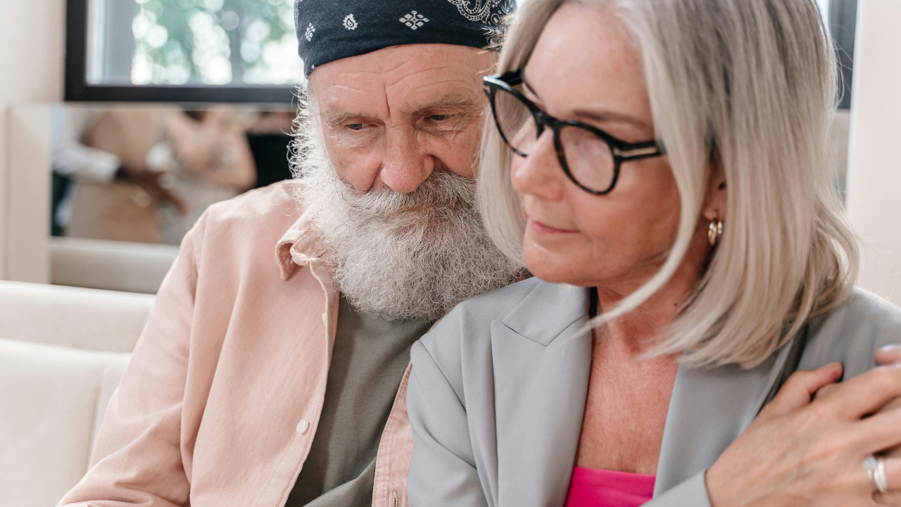 Adult Diapers vs Pull-Ups: Which Incontinence Product Works Best?